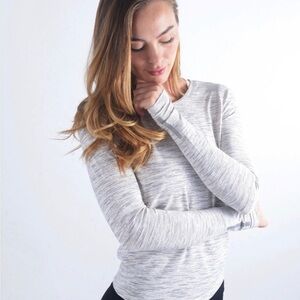 ZYIA ACTIVE-HEATHERED GREY TOP-SIZE SMALL